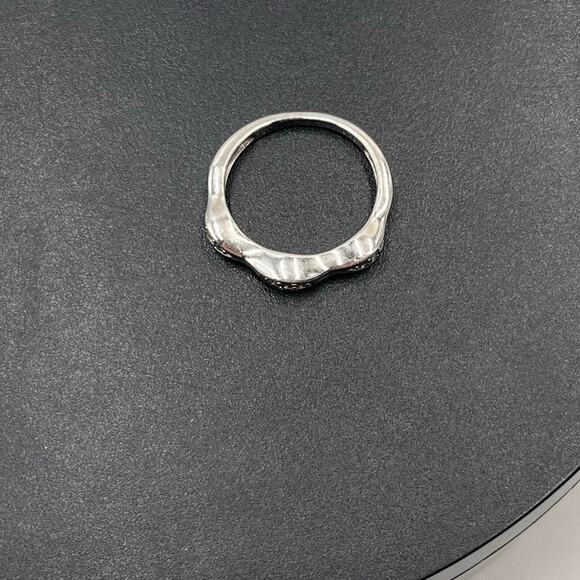 JS Sterling Silver Triple Stationed Wavy Diamond Accented
Band 925, 7.5, 2.1 gr - Picture 7 of 9